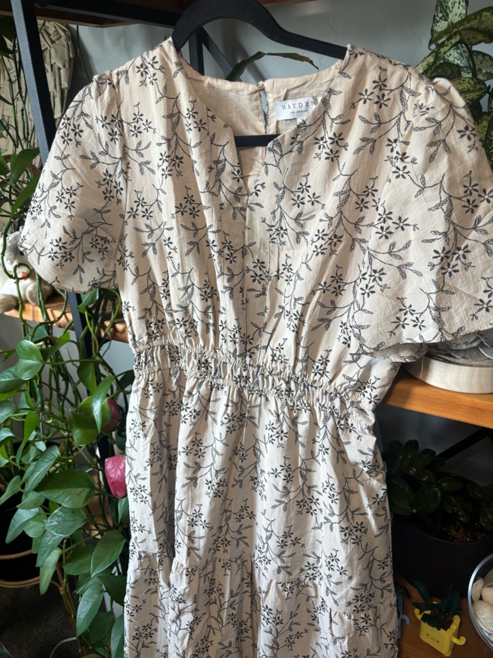 Hayden Botanical Print Cinch Waist Tiered Dress | Medium - Picture 8 of 9